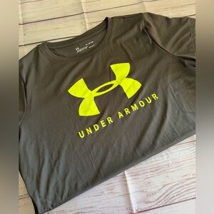 Under Armour HeatGear Men’s T-Shirt Black Neon Logo Size XL Loose Fit